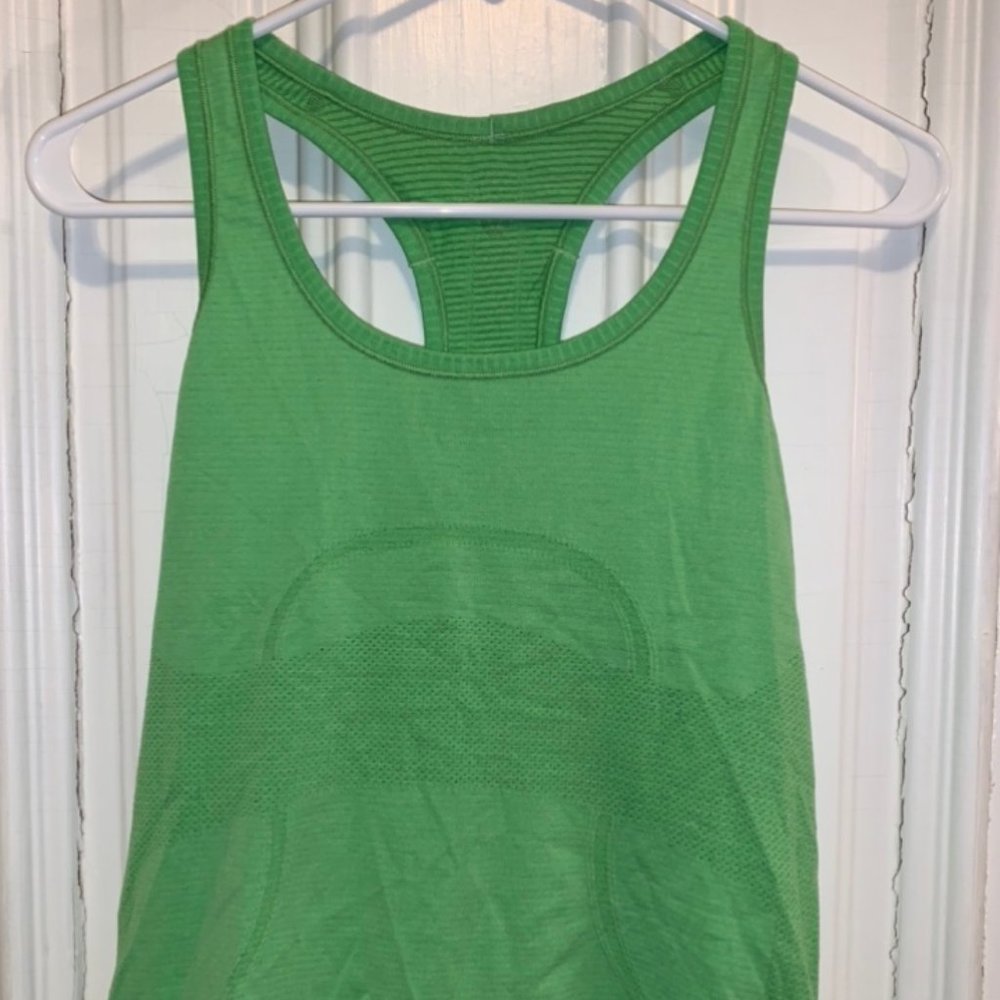 lululemon tank top